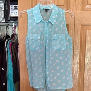 brand new Sleeveless bunny Print Blouse - Light Blue